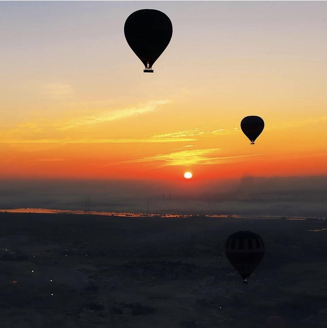 Sunrise Hot air balloon luxor